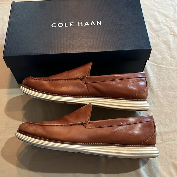Cole Haan Original Grand Venetian. Woodbury with Ivory Sole. Size 13. - Picture 10 of 15